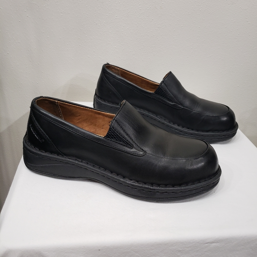 Carolina Steel-Toe Ladies Slip-on loafers